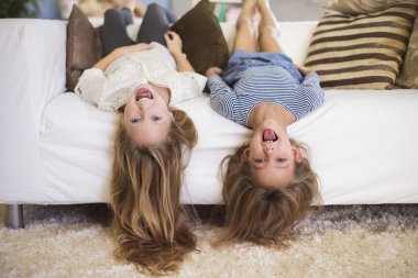 Kızlar sadece eğlenmek ister