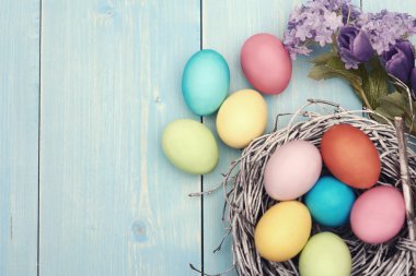 renkli Paskalya süsleri