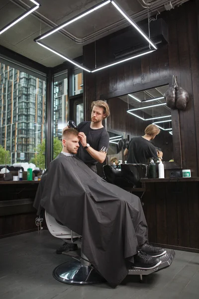 Vertical Full Length Shot Professional Barber Blow Drying Hair Male — Stock Photo, Image