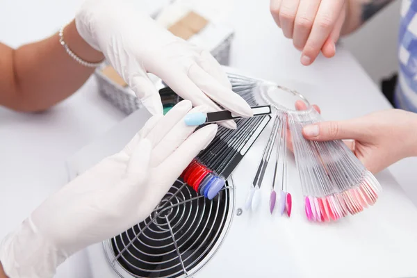 Close Manicurist Helping Client Choose Nail Color Nail Polish Gel — Stock Photo, Image