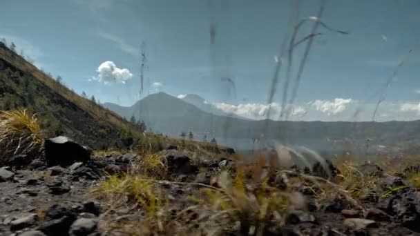 Video Alto Volcán Con Nubes Isla Bali Indonesia — Vídeo de stock