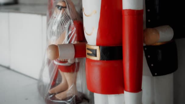 Big Christmas Houten Clorice Speelgoed Soldaat Verblijf Het Huis — Stockvideo