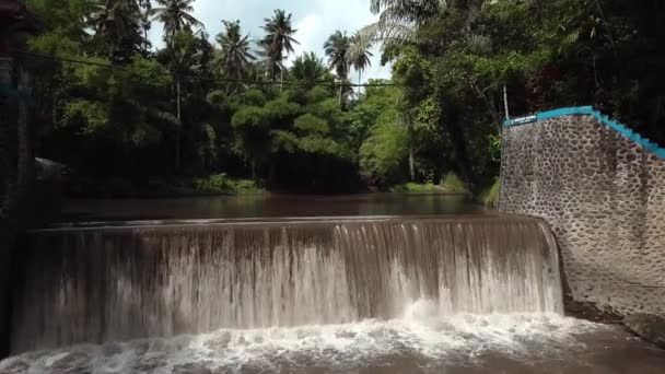 Video Från Drönare Gammal Vattendamm För Vattenförsörjning Risfält Indonesien — Stockvideo