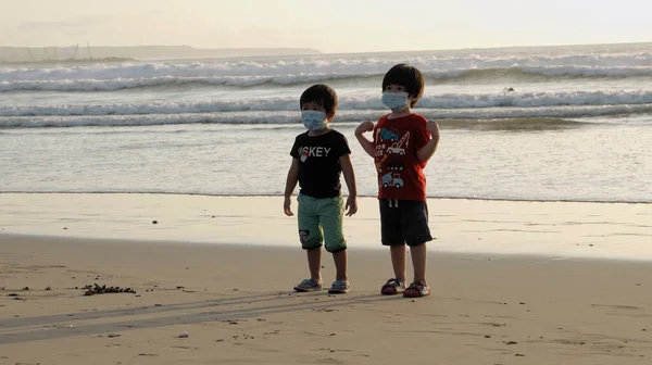 Kuta Kabupaten Badung Bali Indonesia November 2020 Children Beach Dressed — Stock Photo, Image