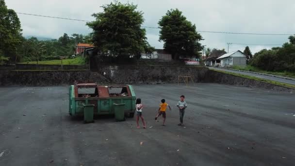 Pesadan Rendang Bali Indonesia November 2020 Video Drone Children Walking — 图库视频影像