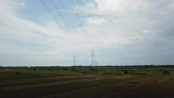 Video Dronu Elektrické Přenosové Stanice Kovovými Tyčemi Elektrickými Vodiči — Stock video