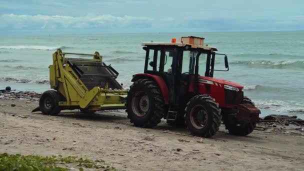 Kuta Badung Bali Kuta Beach Indonesia January 2021 Tractor Technic — Stock Video