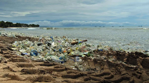 Contaminación Playa Video Basura Plástico Otra Basura Playa Del Mar —  Fotos de Stock