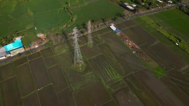 Vidéo Drone Station Transmission Électrique Avec Poteaux Métalliques Fils Électriques — Video