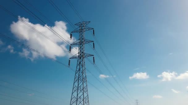 Vídeo Desde Dron Estación Transmisión Eléctrica Con Postes Metálicos Cables — Vídeos de Stock