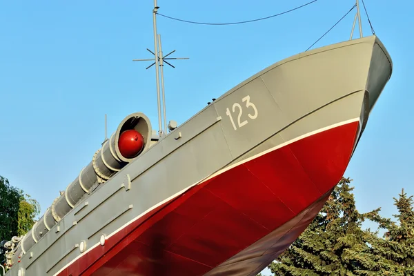 Torpedoboot, een monument voor de Baltische zeelieden. Kaliningrad, Rusland — Stockfoto
