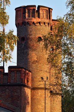 gün batımında friedrichsburg kapısı. Kaliningrad (formerly koenigsberg