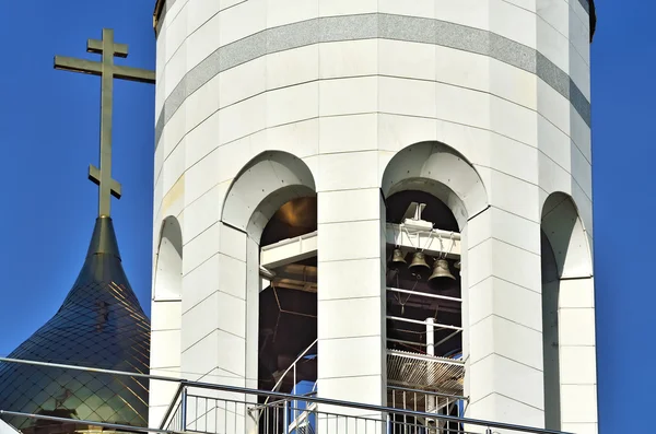 Bell tower of Cathedral of Christ the Savior. Kaliningrad, Russi — Stock Photo, Image