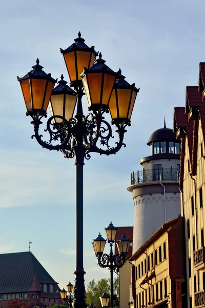 Luces del pueblo pesquero. Kaliningrado, Rusia — Foto de Stock