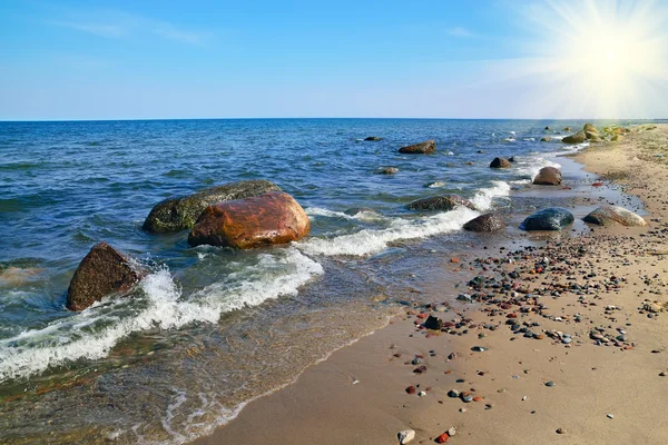 Güneşli bir Baltık kıyıları — Stok fotoğraf