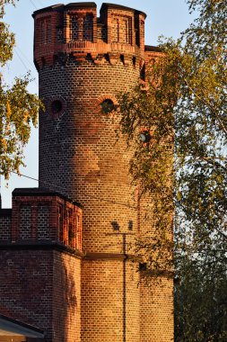 Bir yaz akşamı Friedrichsburg kapısı. Kaliningrad, Rusya Federasyonu