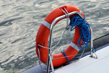 Lifebuoy yüzük