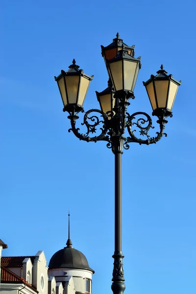 Lichter des Fischerdorfes. Kaliningrad, Russland — Stockfoto