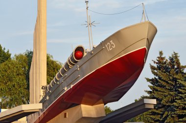 Torpido botu, Baltık denizcilerin Anıtı. Kaliningrad, Rusya Federasyonu