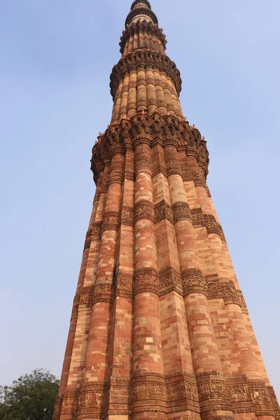 Qutub Minar en uzun ve dünyanın, Delhi ünlü kuleleri — Stok fotoğraf