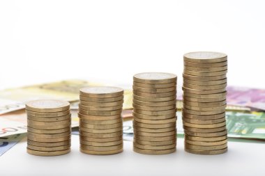 Yığılmış euro coins