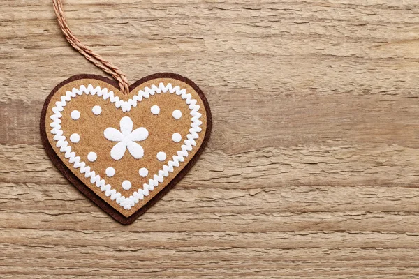 Corazón sobre fondo de madera —  Fotos de Stock