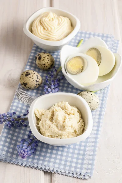 Horse radish and mayonnaise — Stock Photo, Image