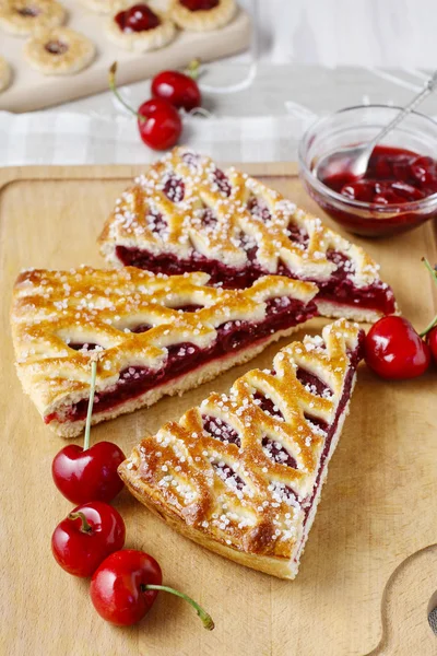 Kirschkuchen-Dessert — Stockfoto