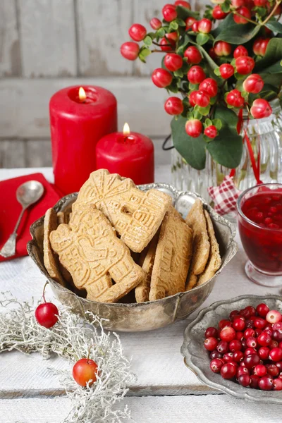 Bowl of speculaas biscuits — Stock Photo, Image