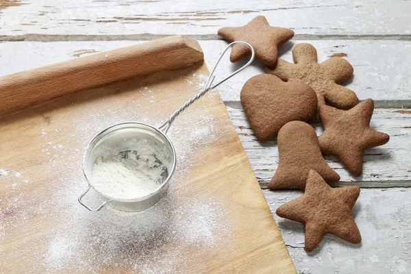 Příprava na vánoční perník cookies. — Stock fotografie