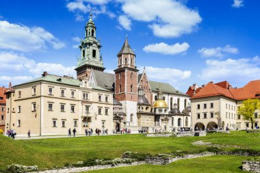 Krakow, Polonya - 17 Nisan 2016: Wawel Royal Castle