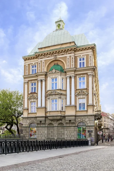 BIELSKO BIALA, POLONIA - 16 DE ABRIL DE 2016: Casco antiguo — Foto de Stock