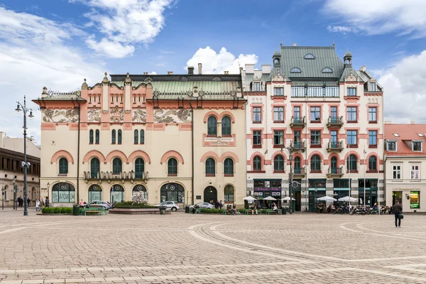 Krakov, Polsko - 17. dubna 2016: Plac Szczepanski a staré Th — Stock fotografie