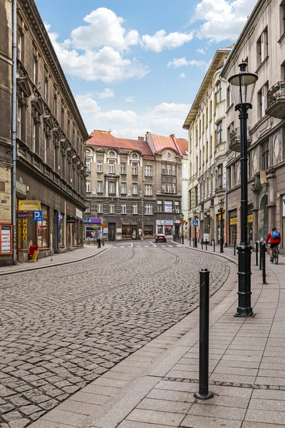 Bielsko Biala, Polen - April 16,2016: geplaveide straten van Bielsk — Stockfoto