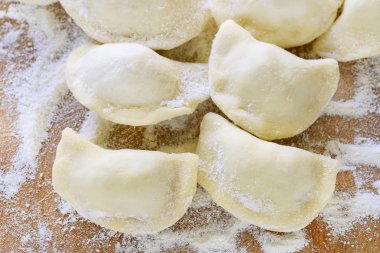 Çiğ köfte yemek Lehçe