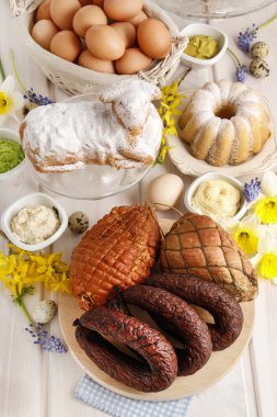 Jambon füme ve sosis