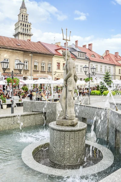 BIELSKO BIALA, POLONIA - 27 MAGGIO 2016: Piazza del Mercato Principale — Foto Stock