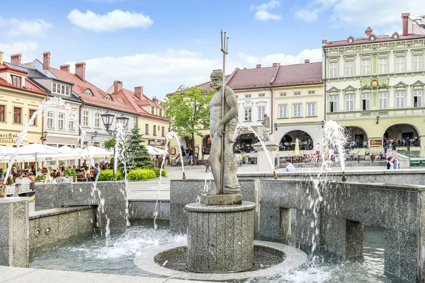 BIELSKO BIALA, POLONIA - 27 MAGGIO 2016: Piazza del Mercato Principale — Foto Stock