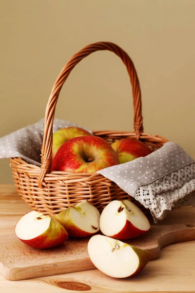 Basket Apples Wooden Table Copy Space — Stock Photo, Image