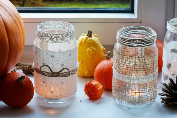 How to transform plain glass jar into a romantic candle holder. Step by step, tutorial.