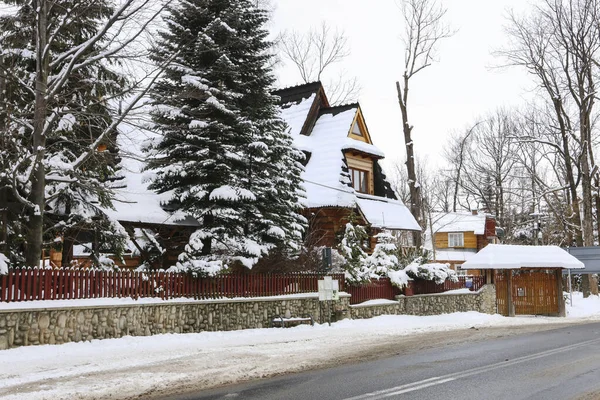 Ruas Edifícios Residenciais Inverno Zakopane Polônia — Fotografia de Stock