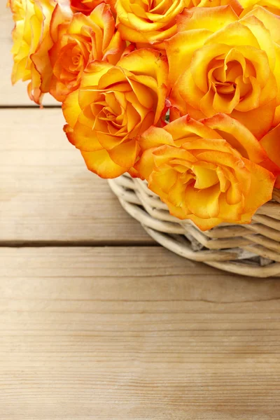 Basket of orange roses — Stock Photo, Image