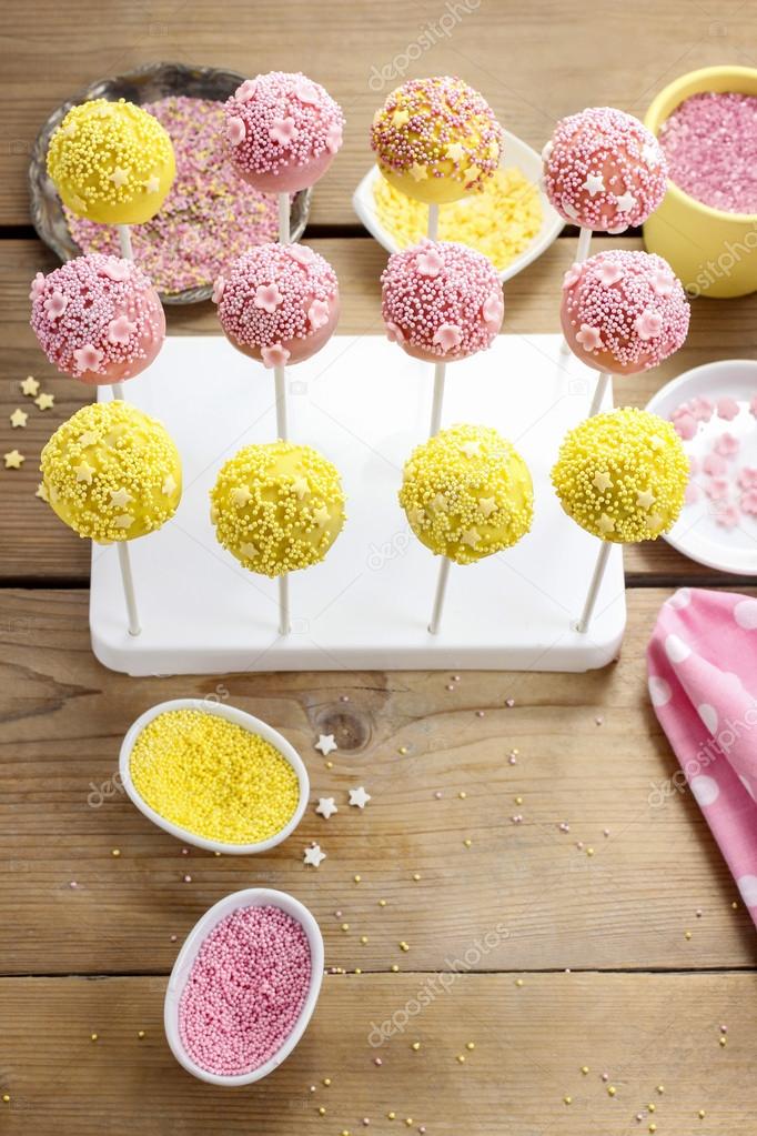 How to decorate cake pops - step by step tutorial