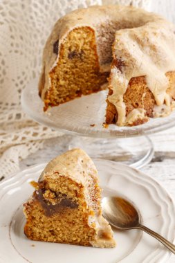 Babka - geleneksel Paskalya kek, Doğu Avrupa'da popüler Maya