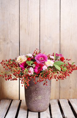 Gerbera ve dahlia buket