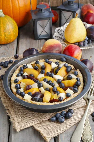 Tart with peach, pumpkin, plum, pear and blueberry — Stock Photo, Image