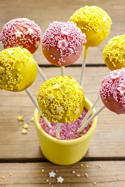 Pastel amarillo y rosa estallido — Foto de Stock