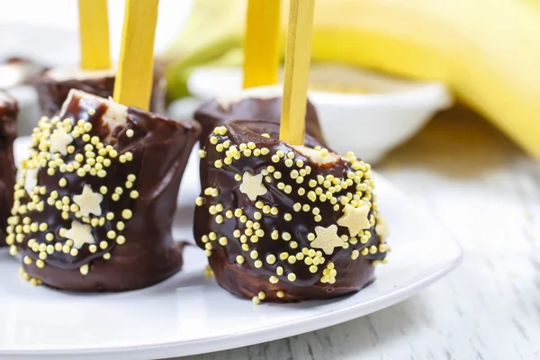 Plátanos bañados en chocolate —  Fotos de Stock