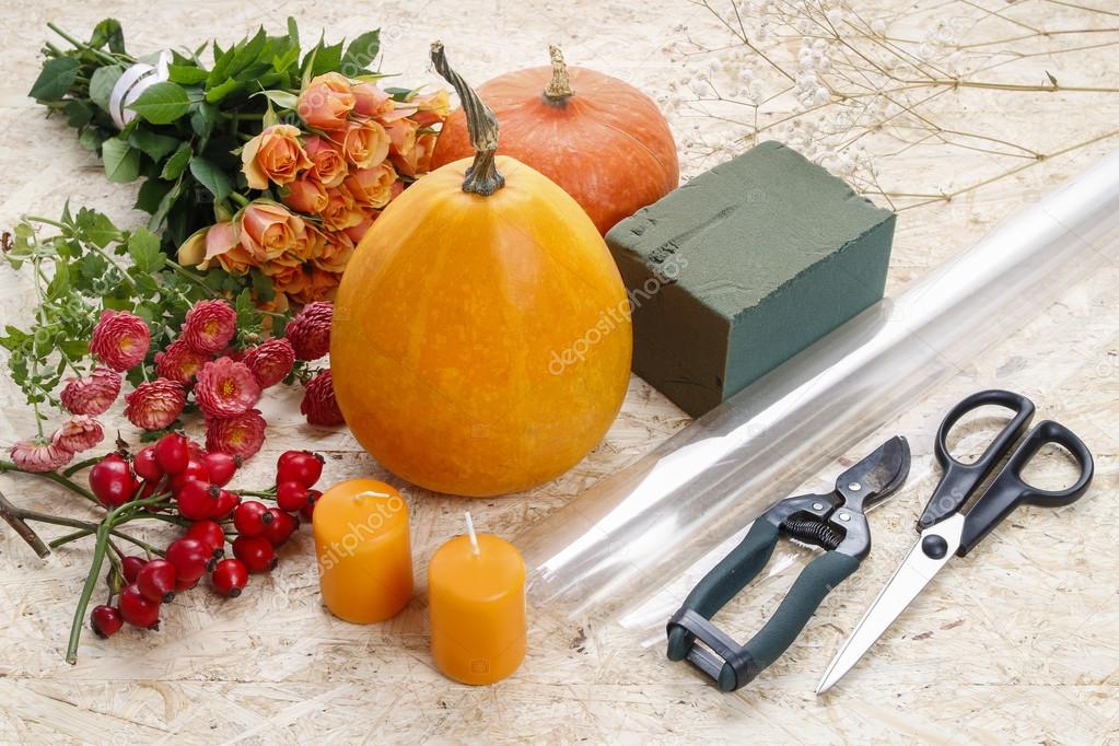 How to make a Thanksgiving centerpiece - step by step