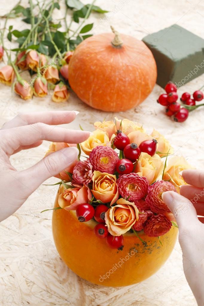 How to make a Thanksgiving centerpiece - step by step